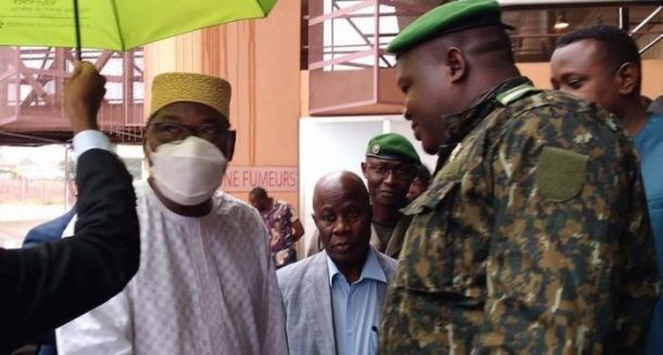 Arrivé à Conakry de Boni Yayi, médiateur de la CEDEAO